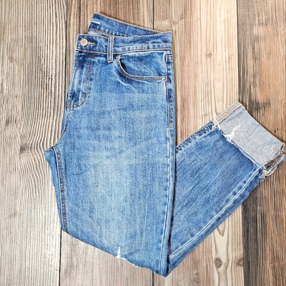 Old Navy boyfriend jeans with cuff and distressed knee.